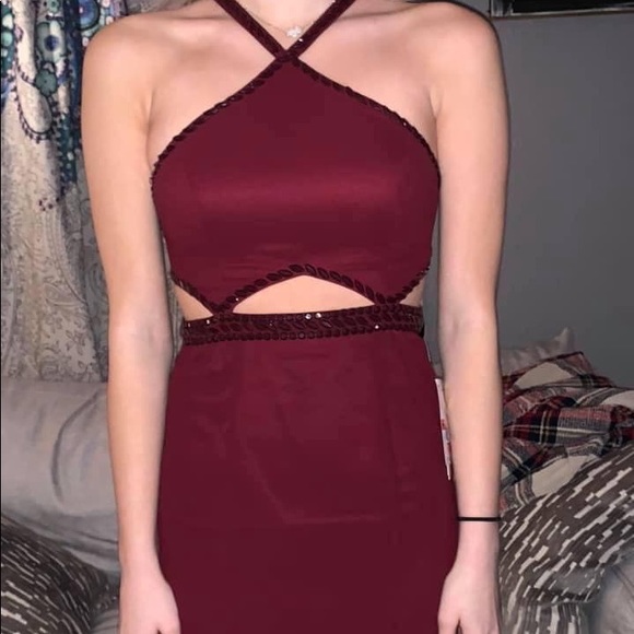 short dress - Picture 1 of 2